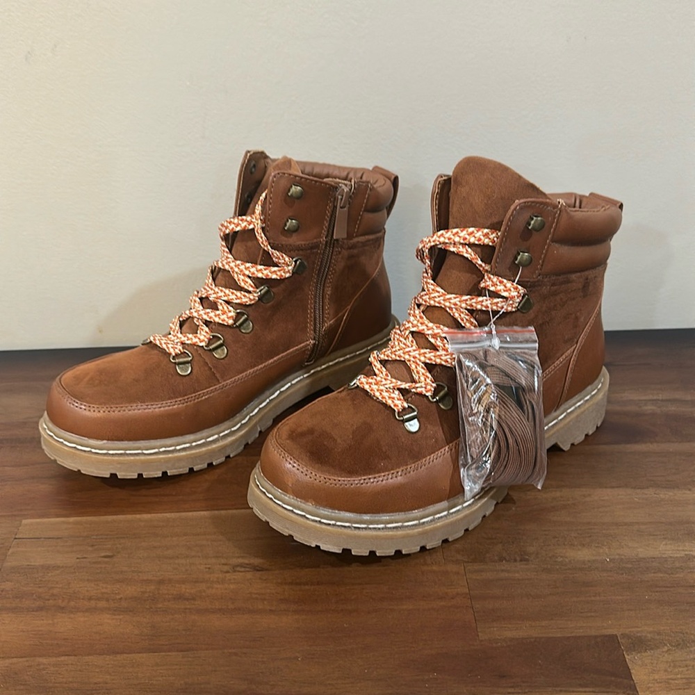 Torrid boots brownish side-zip, lace-up - women’s 8.5WW